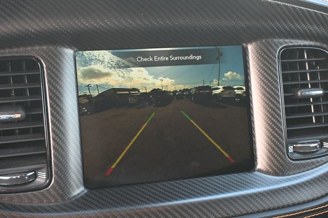 2023 Dodge Charger Scat Pack Widebody HEMI Orange Pkg Carbon/Suede Interior Pkg - 22982114 - 15