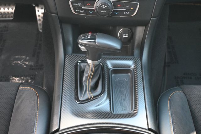 2023 Dodge Charger Scat Pack Widebody HEMI Orange Pkg Carbon/Suede Interior Pkg - 22982114 - 16