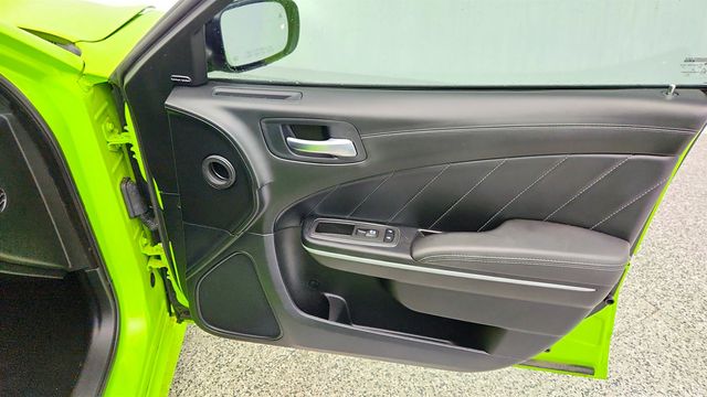 2023 Dodge Charger Scat Pack with Plus, h/k Audio, and Navigation & Travel Groups - 22965201 - 26