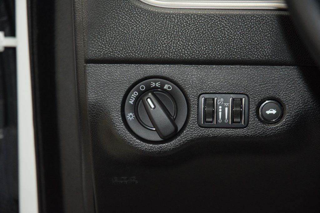 2023 Dodge Charger SXT RWD - 22976548 - 29