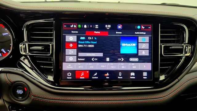 2023 Dodge Durango GT Premium AWD w/ Blacktop Pkg & Captain's Chairs - 23074926 - 18