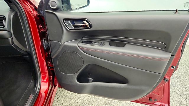 2023 Dodge Durango GT Premium AWD w/ Blacktop Pkg & Captain's Chairs - 23074926 - 27