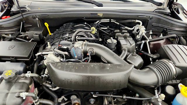 2023 Dodge Durango GT Premium AWD with Blacktop Package - 22969077 - 24