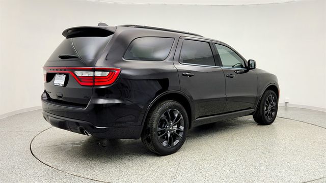 2023 Dodge Durango GT Premium AWD with Blacktop Package - 22969077 - 4