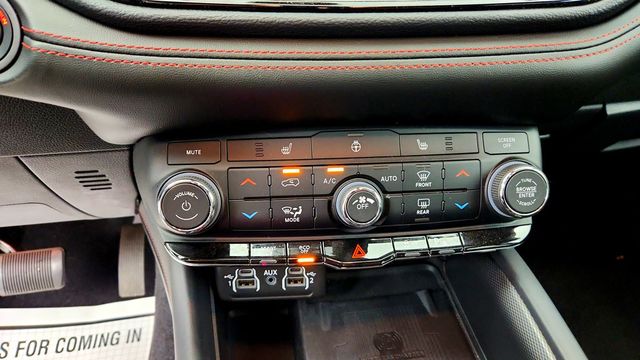 2023 Dodge Durango R/T AWD w/ Blacktop Package - 23085578 - 15