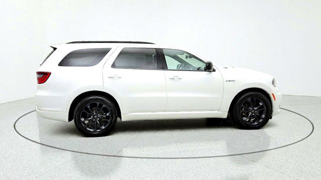 2023 Dodge Durango R/T AWD w/ Blacktop Package & 20'' Black Wheels - 23098455 - 3