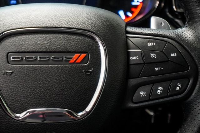 2023 Dodge Durango R/T Plus AWD - 23010879 - 17