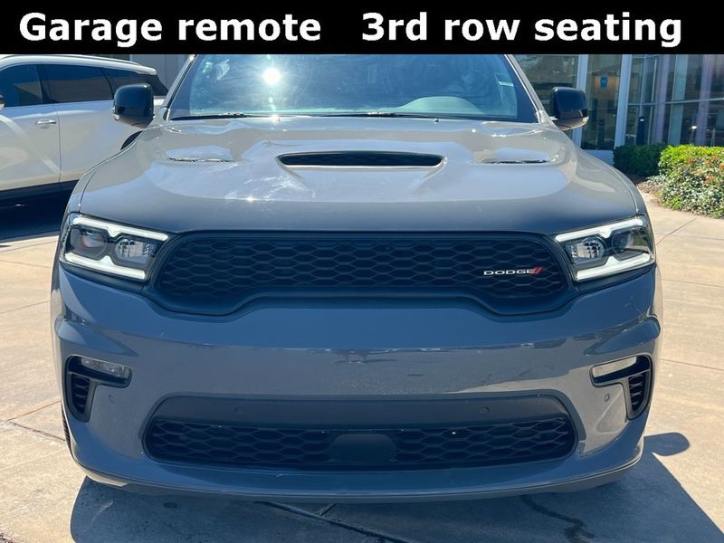 2023 Dodge Durango R/T Plus photo 3