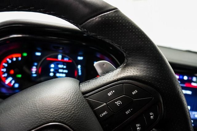2023 Dodge Durango R/T Plus RWD - 23024116 - 18