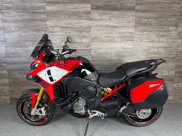 2023 Ducati Multistrada V4 Pikes Peak One Owner! - 23015493 - 10