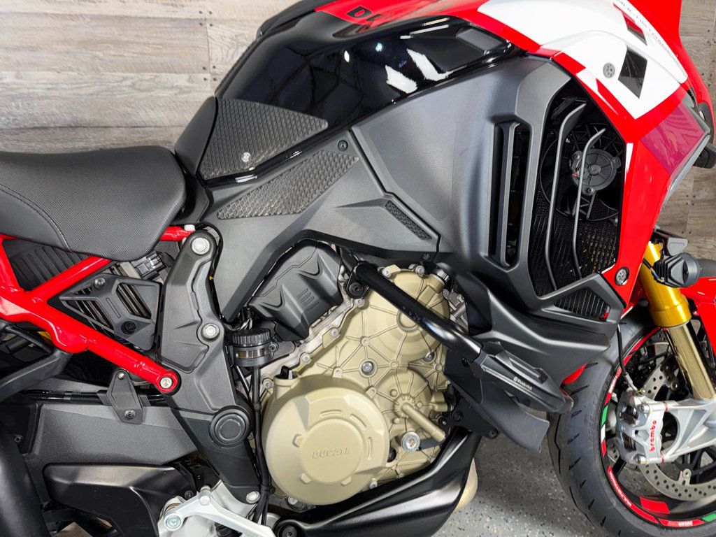 2023 Ducati Multistrada V4 Pikes Peak One Owner! - 23015493 - 5