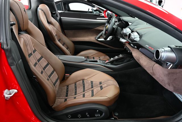 2023 Ferrari 812 GTS Convertible - 22967886 - 40