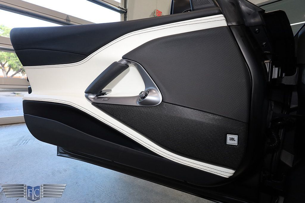 2023 Ferrari 812 GTS Convertible - 22943451 - 16