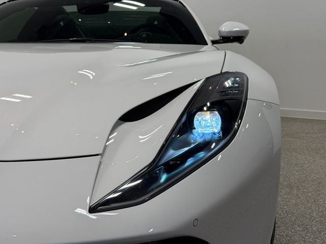 2023 Ferrari 812 GTS EXTRACAMPIONARIO BIANCO CERVINO FULL PPF SCRAPE ARMOR 7 YR WTY - 23018167 - 4