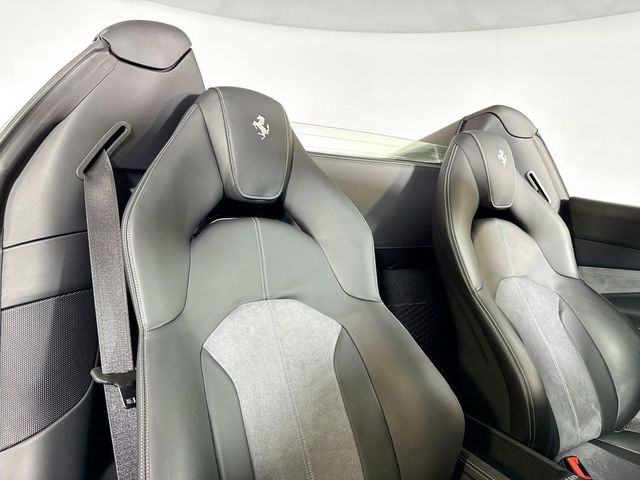 2023 Ferrari F8 Spider Base - 23064138 - 3