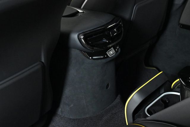 2023 Ferrari Purosangue  - 22928200 - 18