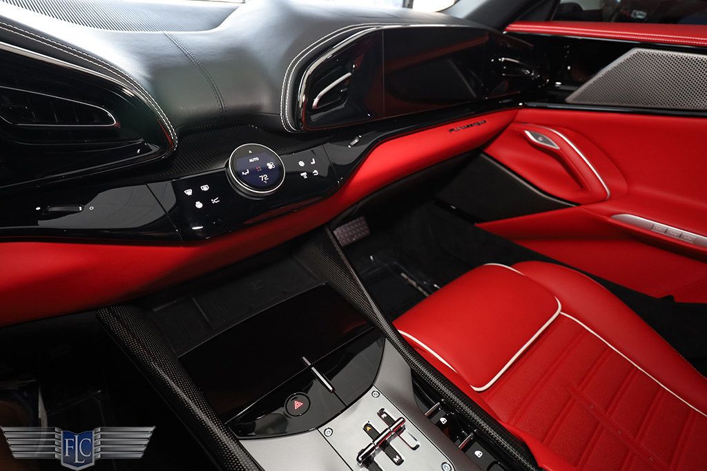 2023 Ferrari Purosangue  - 23056070 - 27