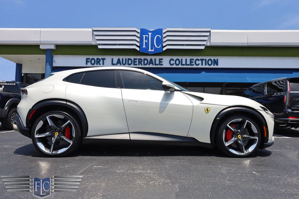 2023 Ferrari Purosangue  - 23056070 - 42