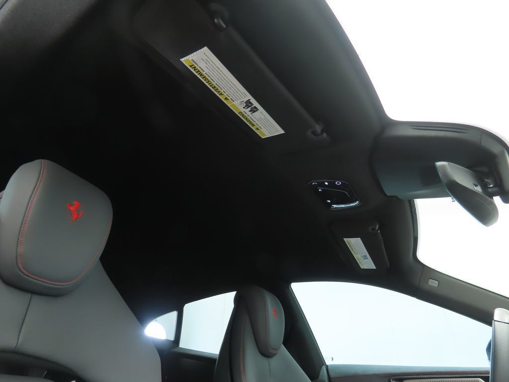 2023 Ferrari Purosangue Base photo 18