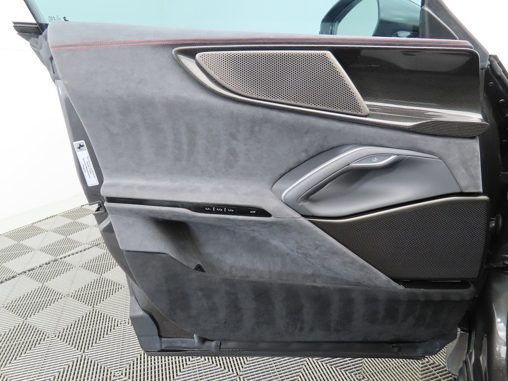 2023 Ferrari Purosangue Base photo 23