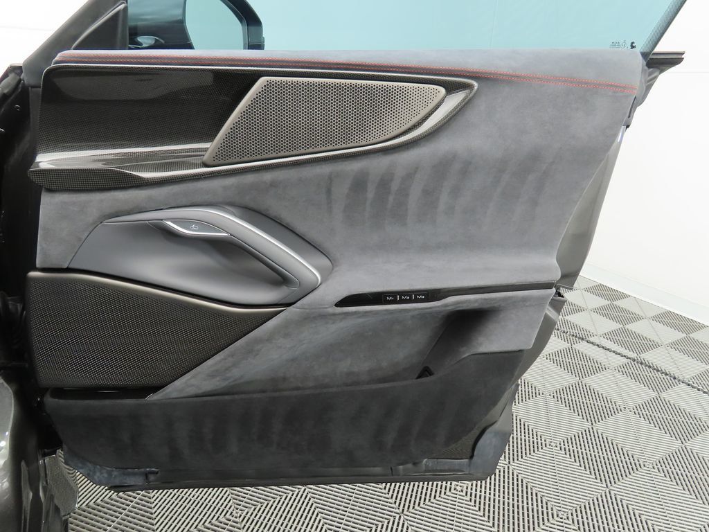 2023 Ferrari Purosangue Base photo 24