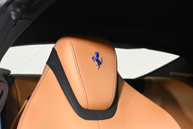 2023 Ferrari Roma Base - 22979554 - 20