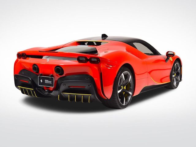 2023 Ferrari SF90 Stradale Base - 22502947 - 7