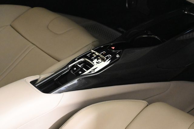 2023 Ferrari SF90 Stradale Base - 22943319 - 28