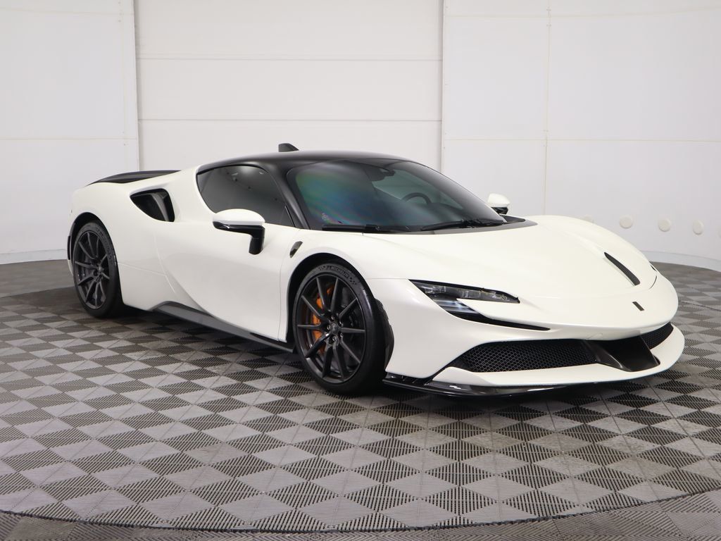 2023 Ferrari SF90 Stradale photo 3