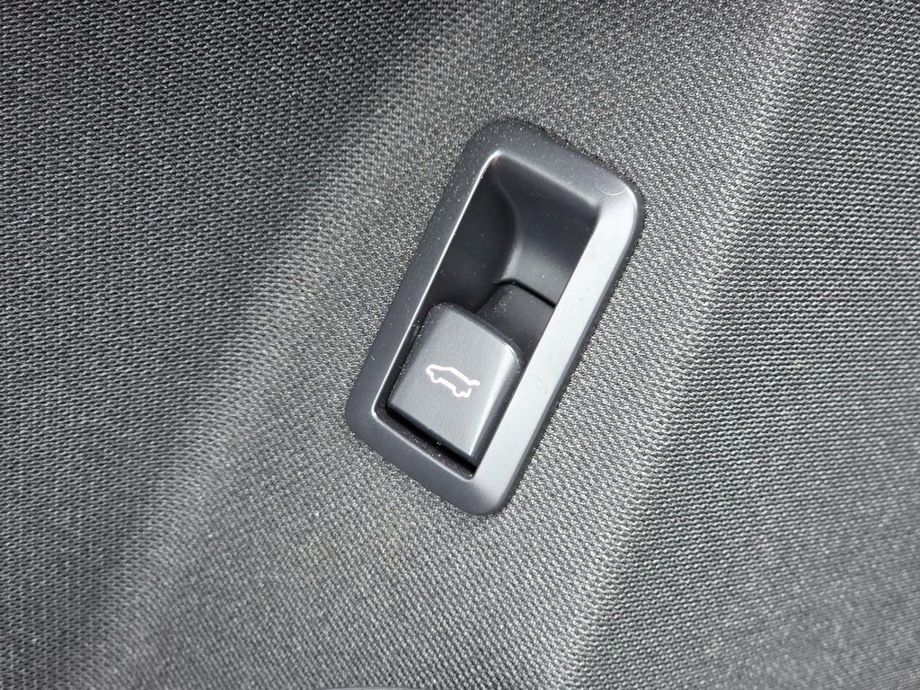 2023 Fisker Ocean Extreme AWD - 22922550 - 28