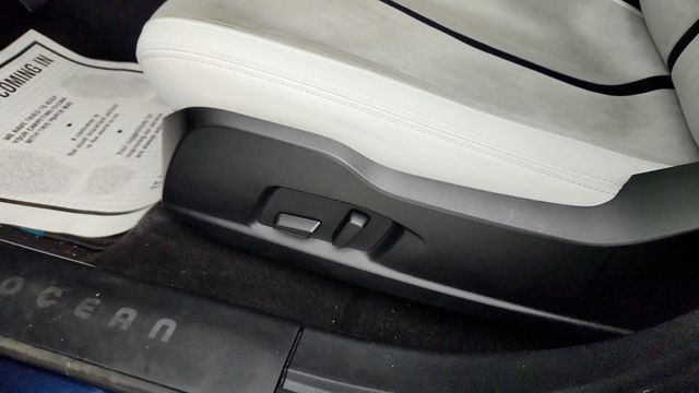 2023 Fisker Ocean Extreme AWD with 22' F5 B Airglider Gloss Black Wheels - 22941440 - 11