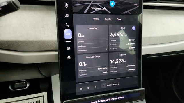 2023 Fisker Ocean Extreme AWD with 22' F5 B Airglider Gloss Black Wheels - 22941440 - 14