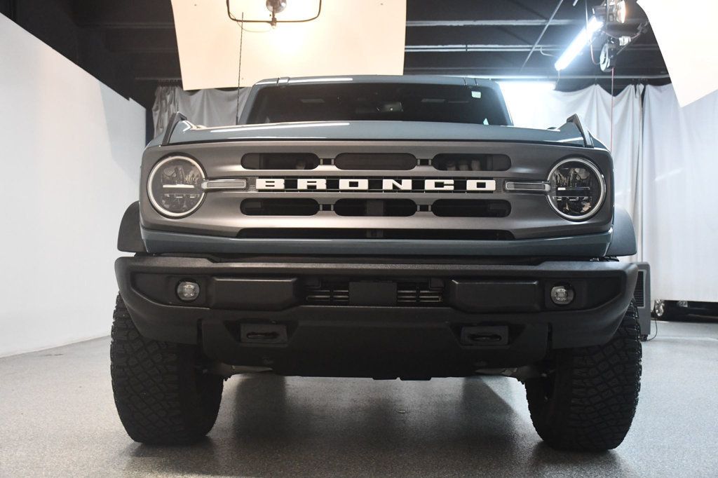 Ford Bronco photo 16