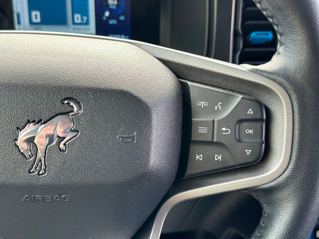 2023 Ford Bronco Black Diamond photo 17