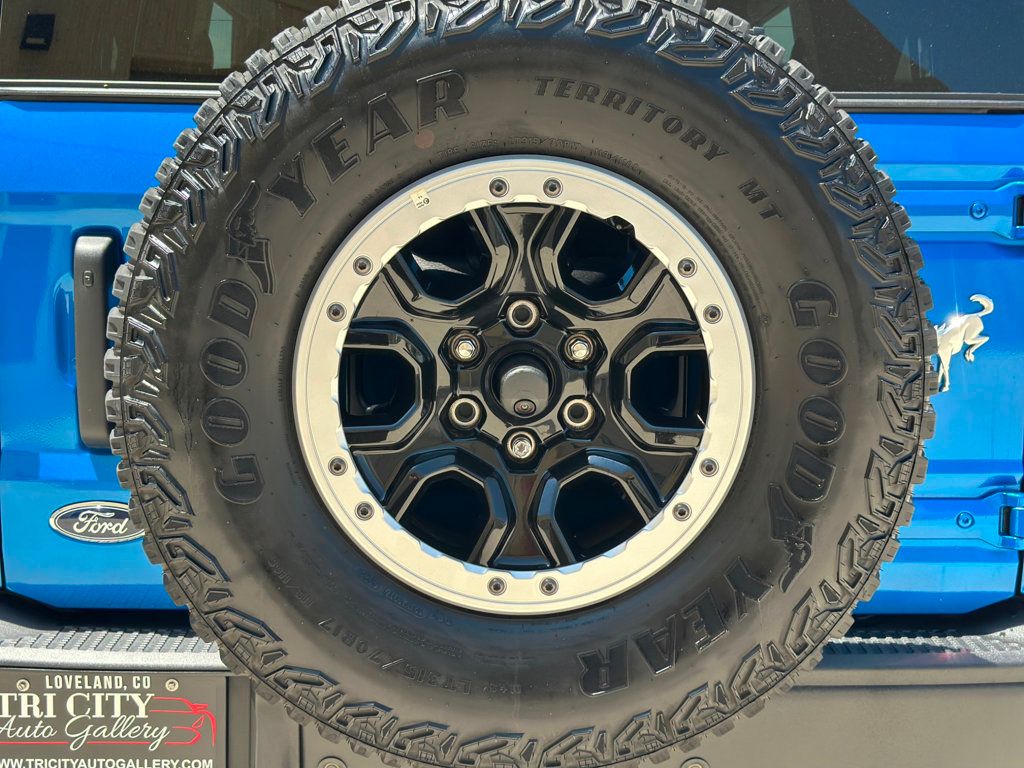 2023 Ford Bronco Black Diamond photo 23