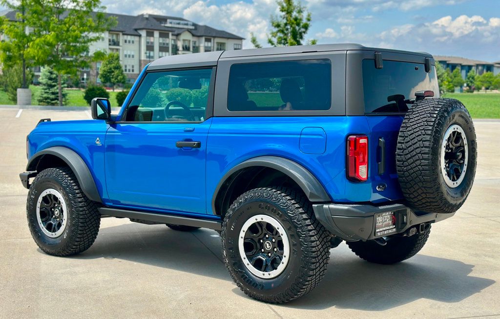 2023 Ford Bronco Black Diamond photo 8