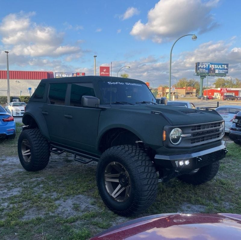 2023 Ford Bronco 4 Door 4x4 - 22780084 - 24