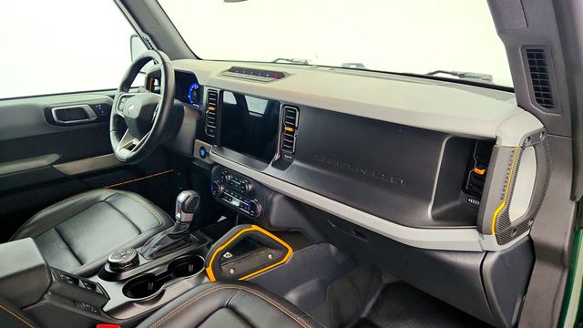 2023 Ford Bronco Badlands 4 Door Advanced 4x4 with Equipment 333A & 2.7L EcoBoost - 22963462 - 23