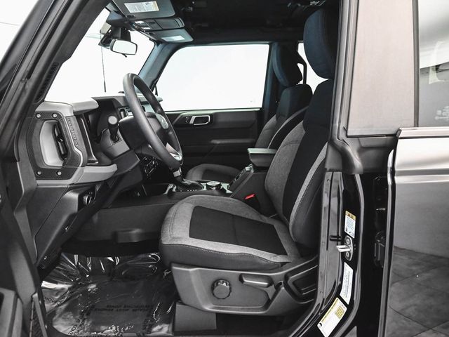 2023 Ford Bronco Base - 22958519 - 25