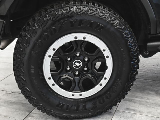 2023 Ford Bronco Base - 22958519 - 6