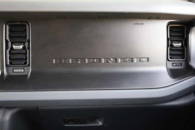 2023 Ford Bronco Base - 23017390 - 31