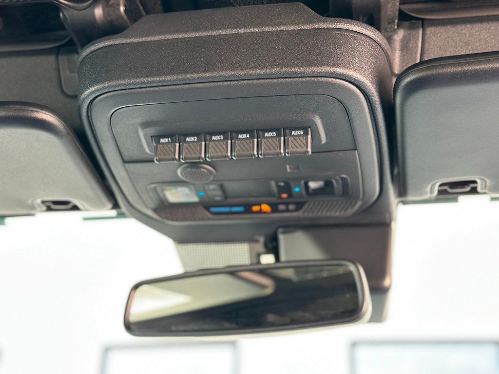 2023 Ford Bronco Big Bend 2 Door Advanced 4x4 - 22986331 - 23