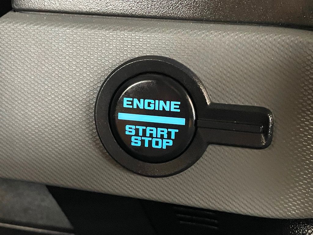 2023 Ford Bronco Big Bend 4 Door Advanced 4x4 - 23063279 - 33