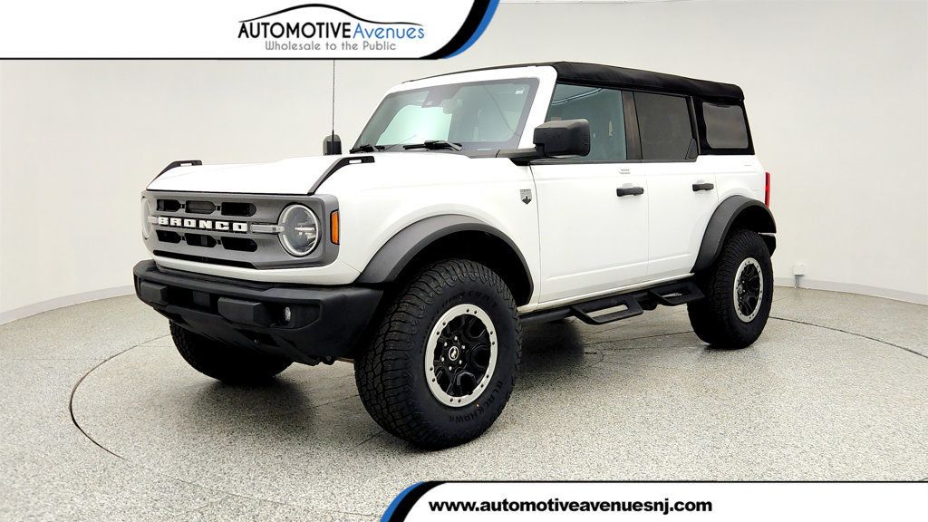 2023 Ford Bronco Big Bend 4 Door Advanced 4x4 w/ Sasquatch Pkg & Equipment 222A - 23027083 | Video 1