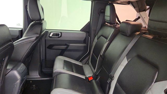 2023 Ford Bronco Big Bend 4 Door Advanced 4x4 w/ Sasquatch Pkg & Equipment 222A - 23027083 - 16