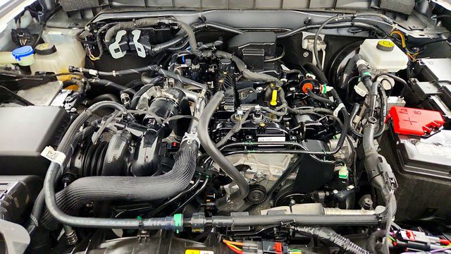 2023 Ford Bronco Black Diamond 2 Door 4x4 - 23095017 - 24