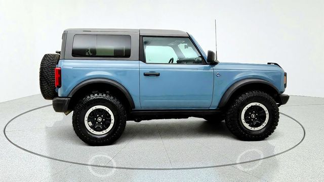 2023 Ford Bronco Black Diamond 2 Door Advanced 4x4 w/ Sasquatch & 2.7L V6 - 23098459 - 3