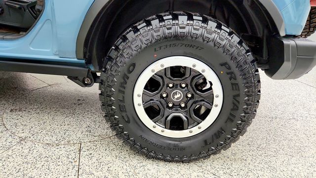 2023 Ford Bronco Black Diamond 2 Door Advanced 4x4 w/ Sasquatch & EcoBoost - 23096210 - 8