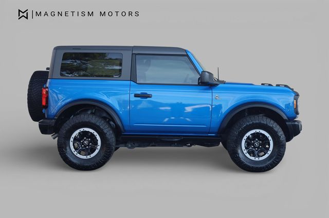 2023 Ford Bronco Black Diamond 2 Door Advanced 4x4 w/ Sasquatch Pkg! - 22968564 - 1