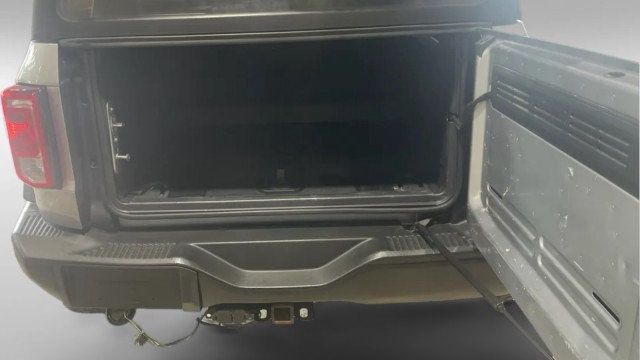 2023 Ford Bronco Black Diamond 4 Door 4x4 - 23066929 - 9